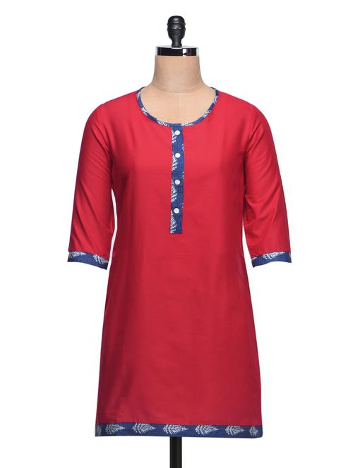 round neck solid red cotton kurti with contrasting printed border - 1004892 - Very Small Image - 1