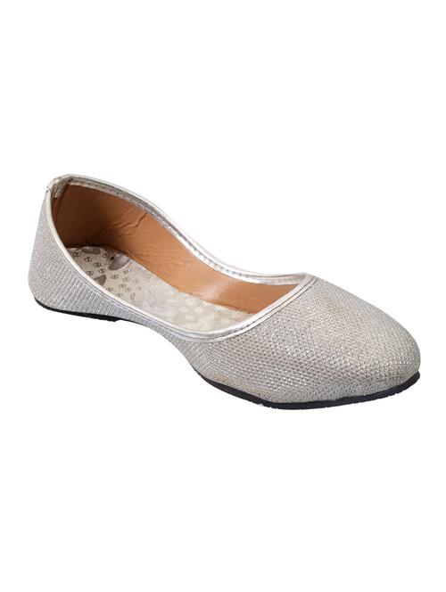 silver crepe jutis & mojaris - 10084695 - Very Small Image - 1