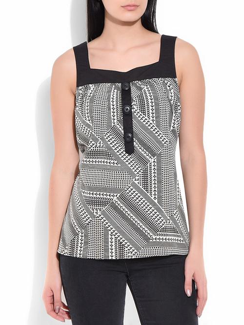 button detail square neck top - 10123255 - Very Small Image - 1
