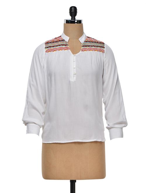 embroidered front yoke cotton top - 1012898 - Very Small Image - 1