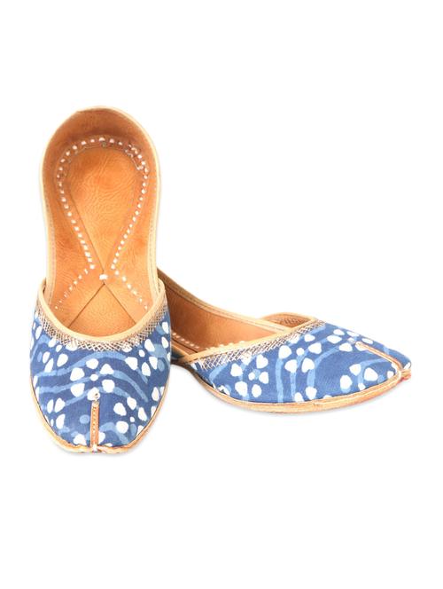 mouve indigo floral block printed handmade cotton mojaris - 10167009 - Very Small Image - 1