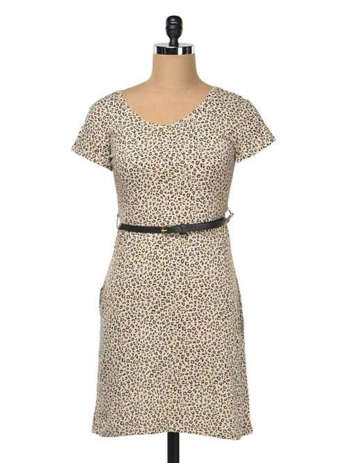 printed dress with a belt - 1023243 - Very Small Image - 1