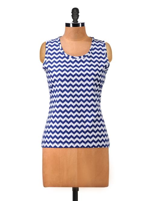 chevron print round neck tops - 1025009 - Very Small Image - 1