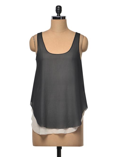 black sleeveless layered top - 1029089 - Very Small Image - 1