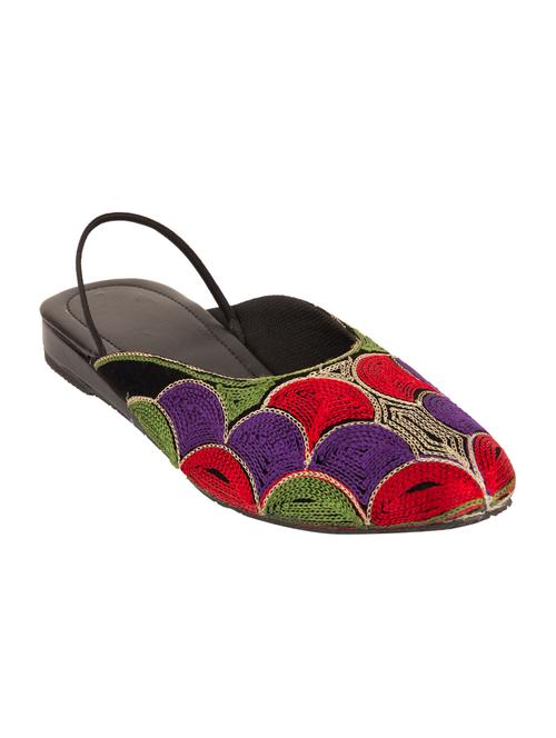 multicoloured fabric jutis & mojaris - 10478309 - Very Small Image - 1
