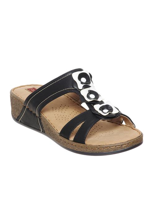 black leatherette sandals - 10526450 - Very Small Image - 1
