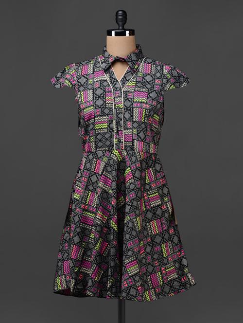 shirt collar printed poly crepe dress - 1056076 - Very Small Image - 1