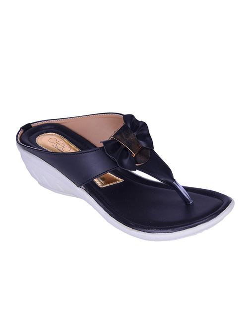 black faux leather sandals - 10581461 - Very Small Image - 1