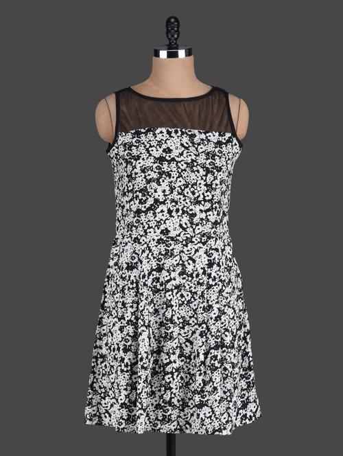 Monochrome Printed Sleeveless Dress - 1060773 - Very Small Image - 1