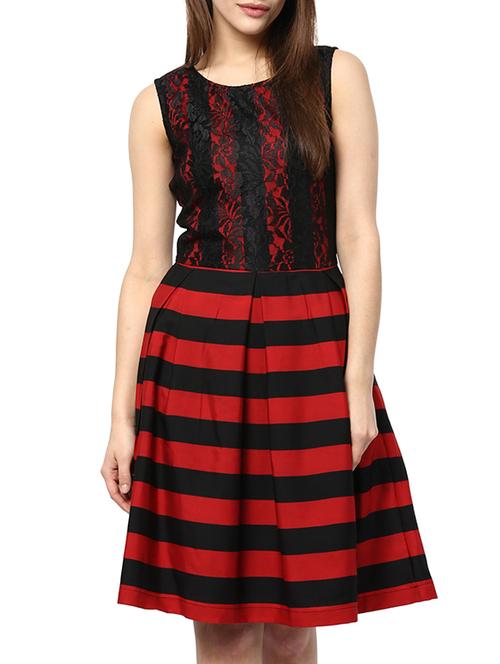 red crepe dress - 10609821 - Very Small Image - 1
