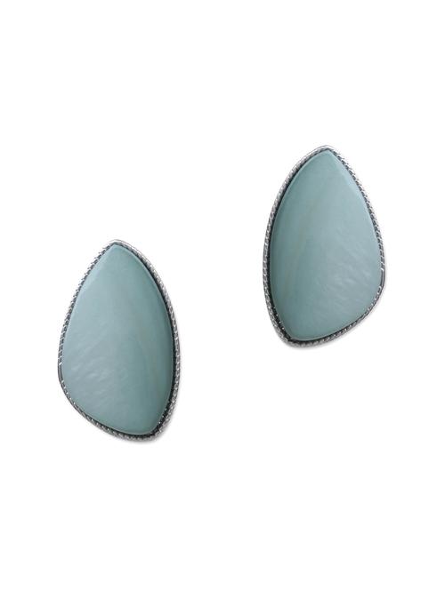 green metal alloy earring - 10621715 - Very Small Image - 1