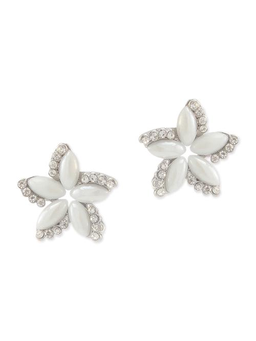 white metal alloy earring - 10649614 - Very Small Image - 1