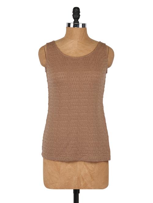 textured round neck sleeveless top - 1065230 - Very Small Image - 1
