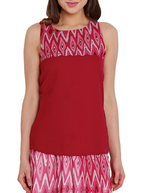 chevron panel round neck top - 10654945 - Very Small Image - 1