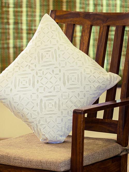 exclusivelane applique art cushion cover in soft cotton - white - 10669886 - Very Small Image - 1