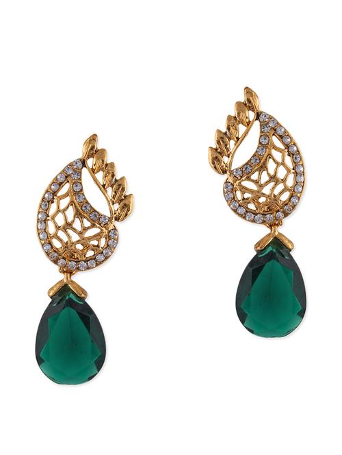 green metal alloy earring - 10711788 - Very Small Image - 1