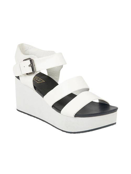 flat shoes - 10722402 - Very Small Image - 1