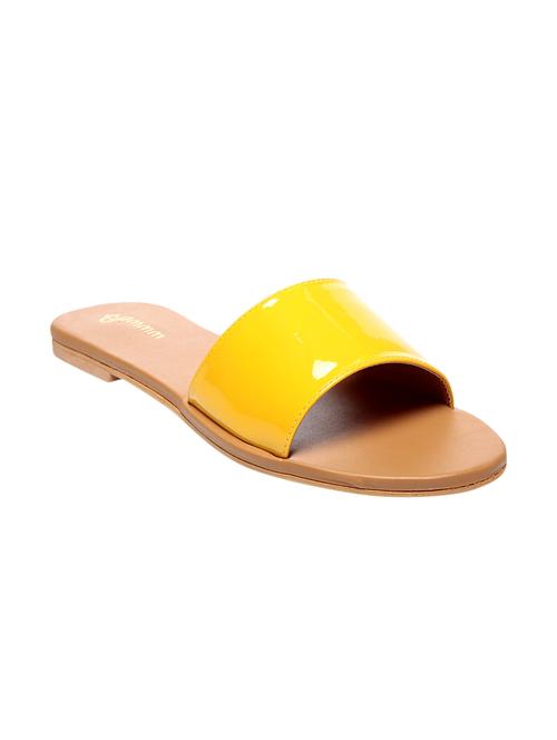 yellow leatherette flip flops - 10743141 - Very Small Image - 1