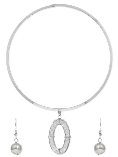 silver metal necklaces and earring - 10790880 - Very Small Image - 1