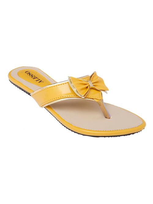 yellow leatherette sandals - 10814991 - Very Small Image - 1