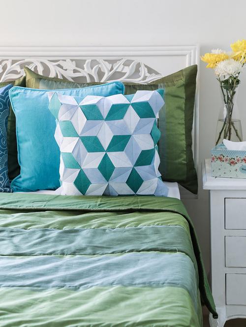 patch work cushion cover - 1084702 - Very Small Image - 1