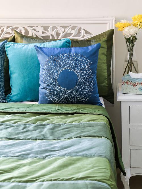 studed cushion cover - 1084729 - Very Small Image - 1
