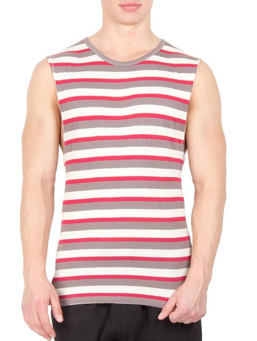 red cotton tshirt - 10910422 - Very Small Image - 1