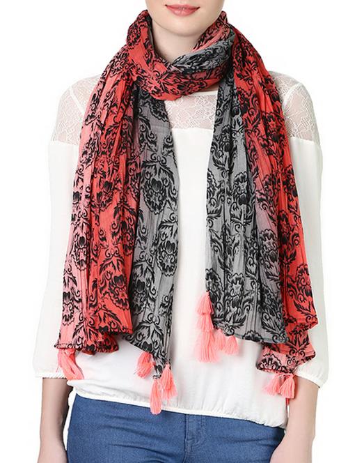 red polyester stole - 10942356 - Very Small Image - 1