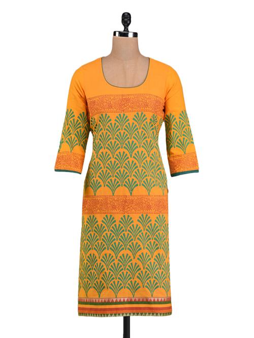printed yellow cotton kurta - 1098808 - Very Small Image - 1