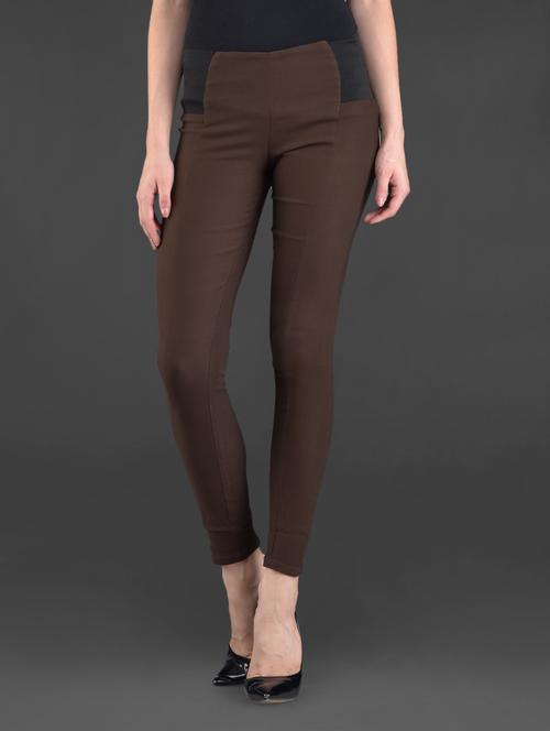 Solid brown cotton lycra fitted pants - 1101599 - Very Small Image - 1