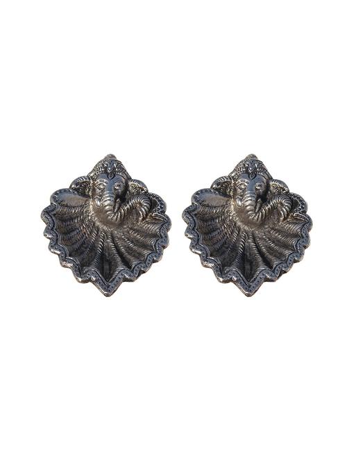 pair of diya in metal ganesh face with curves - 11017647 - Very Small Image - 1