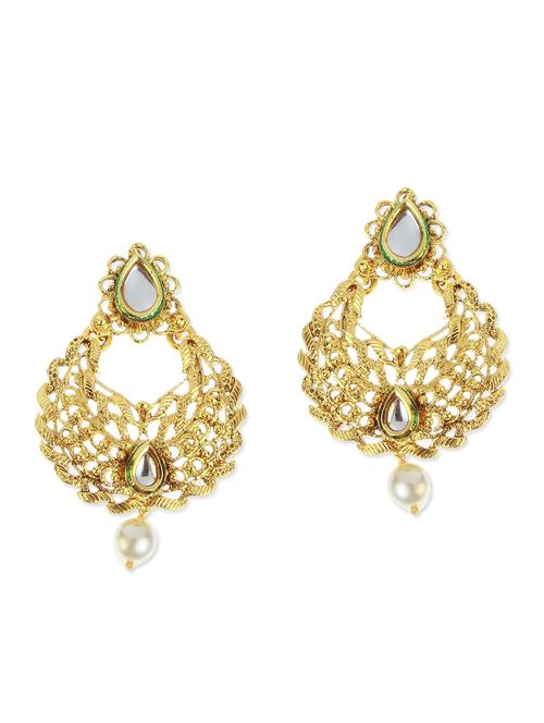 gold metal earring - 11053529 - Very Small Image - 1