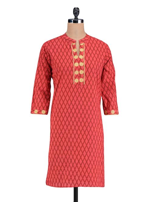 red embroidered placket kurta - 1111333 - Very Small Image - 1