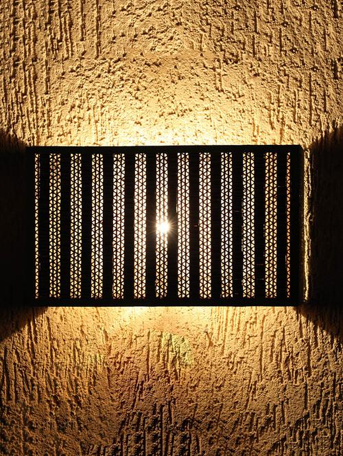 textured quad, wall mounted lamp - 11137396 - Very Small Image - 1
