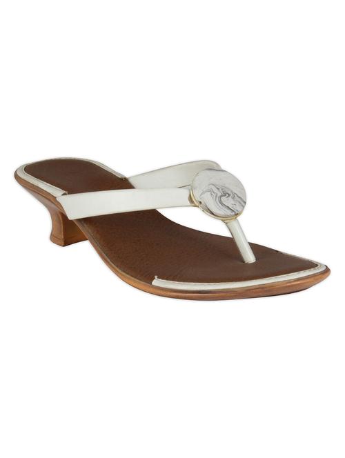 white leather sandal - 11215586 - Very Small Image - 1