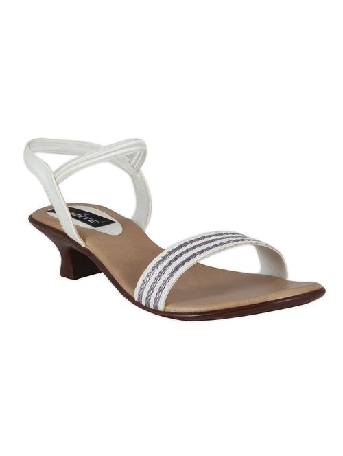 white leather sandal - 11215588 - Very Small Image - 1