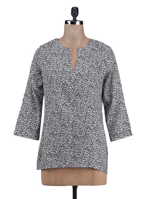 funnel neck printed cotton top - 1131130 - Very Small Image - 1