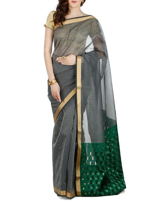 contrast paisley pallu woven saree with blouse - 11363011 - Very Small Image - 1