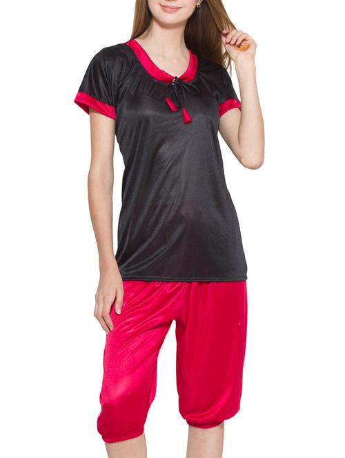 tie knot top with capri set - 11369317 - Very Small Image - 1
