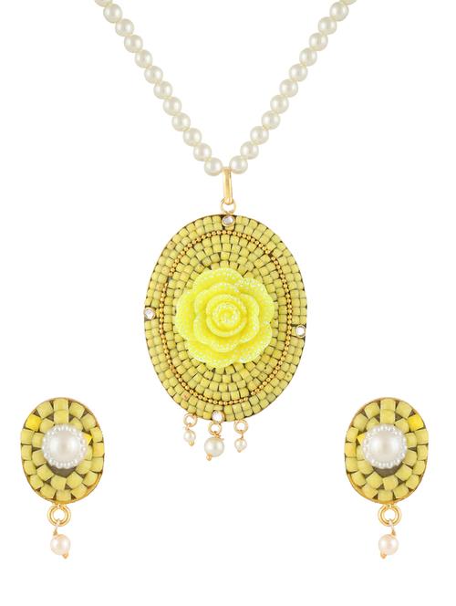yellow gold plated pendants and earring - 11383596 - Very Small Image - 1