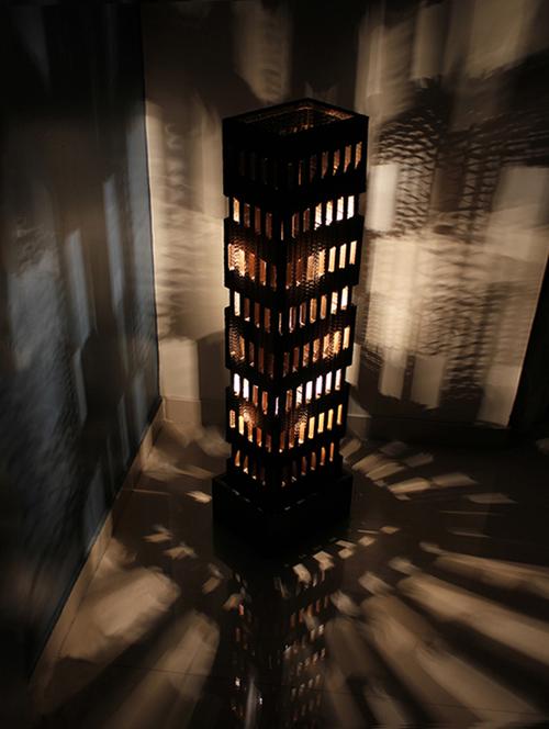 square shaped floor lamp - 1142338 - Very Small Image - 1