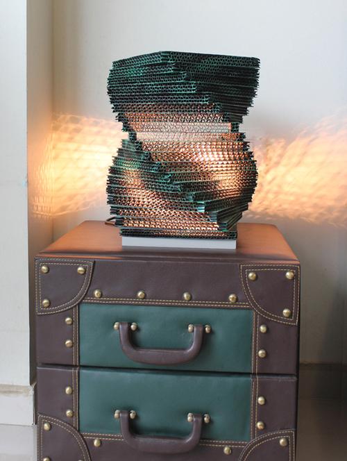 helix shaped table lamp - 1142354 - Very Small Image - 1