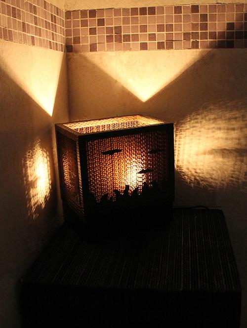 flying bird pattern table lamp - 1142360 - Very Small Image - 1