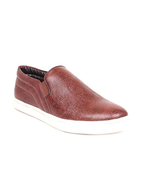 red leatherette sneakers - 11493998 - Very Small Image - 1
