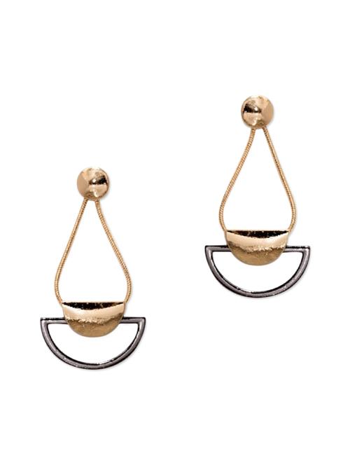 gold toned metal earrings - 11538914 - Very Small Image - 1