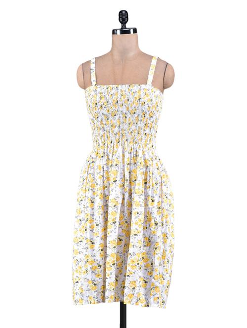 printed summer dress with smocking detail - 1168863 - Very Small Image - 1