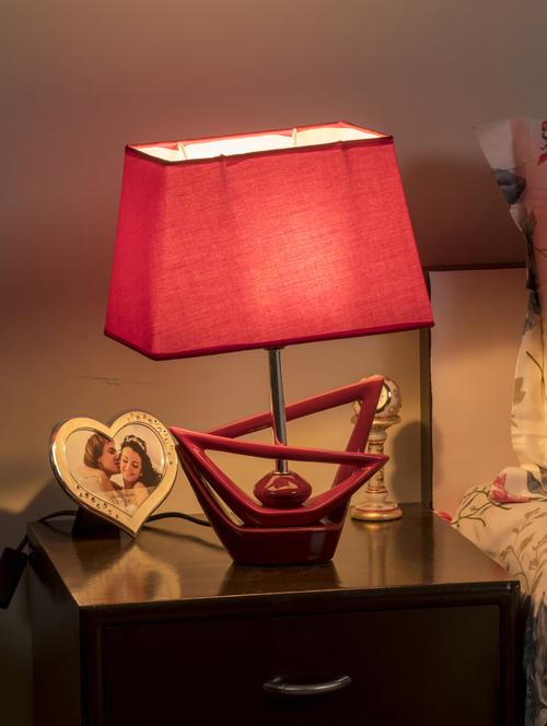 pink trapezium style table lamp - 11715120 - Very Small Image - 1