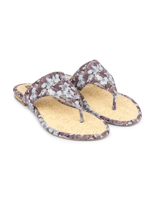 grey leather sandals - 11738569 - Very Small Image - 1