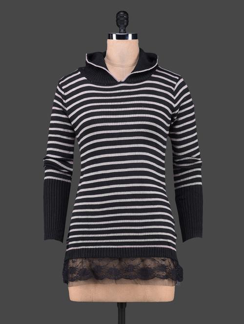 lace border stripped top with hood - 1176486 - Very Small Image - 1