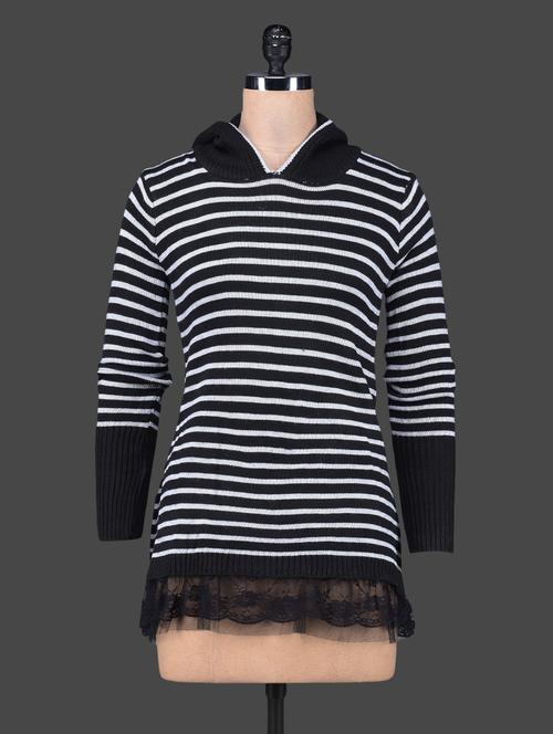 lace border stripped top with hood - 1176487 - Very Small Image - 1